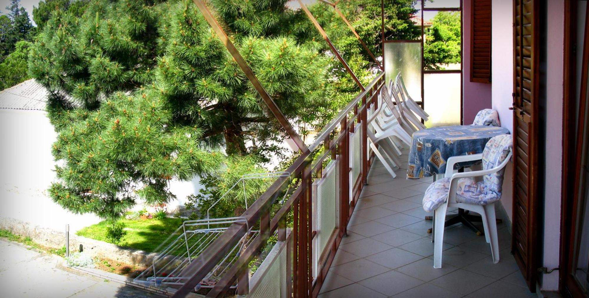 Apartments And Rooms Mare-Monti Starigrad Paklenica Habitación foto